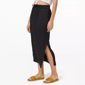 Lululemon Glide Away Slip Skirt Navy SIZE 4